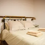 La Casita De La Corredera 아파트 *
